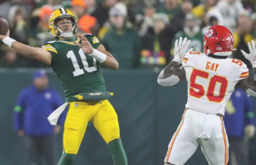 Jordan Love’s Rise to Prominence: A Mahomes-Like Emergence in Green Bay