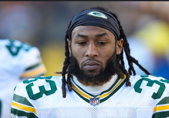 “Trade Rumors Swirl Around Aaron Jones: Is the Packers’ Star Running Back Headed for a New Team? Exploring the Speculation and Potential Impact on Green Bay.”