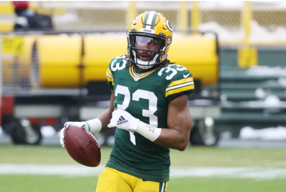 “Packers’ Explosive Game Plan Revealed: Aaron Jones Returns to Face Buccaneers – Shocking Roster Moves Unveil Surprising Running Back Strategy!”