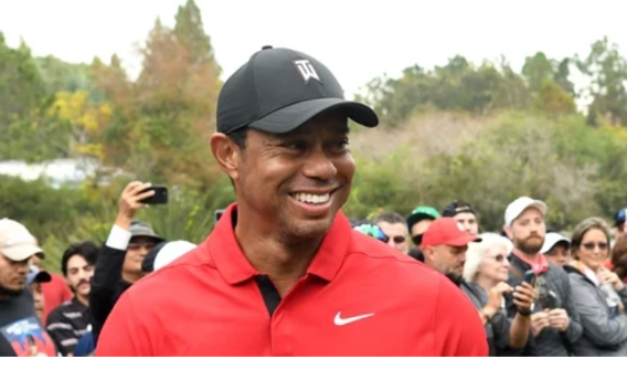 “Tiger Woods’ Epic Weekend: Family Bonding, Stunning Shots, and Surprises at PNC Championship!”