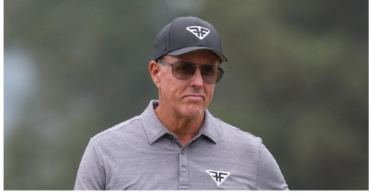 “Phil Mickelson’s Shocking Pick for 2024 LIV Golf Season! Find Out Why Andy Ogletree is Back on the Team After Controversial Start and Hateful Backlash 🏌️‍♂️✨”