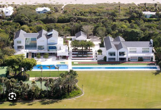 “Tiger Woods’ $50 Million Christmas Gift SHOCKS the World! Inside the Extravagant Waterfront Mansion – A Golfer’s Paradise for Daughter Sam!”