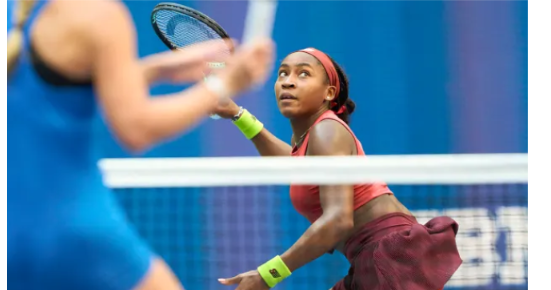 “You Won’t Believe How Coco Gauff Overcame Climate Activist Disruption to Secure Historic Victory at the U.S. Open! 🎾🌍 #TennisSensation #GauffTriumph”