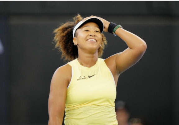 “Osaka Gains Insights from Serena Williams’ Retirement Following Initial Defeat”