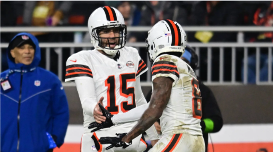 “Browns’ Jaw-Dropping Playoff Run: Can 38-Year-Old Flacco Outshine Watson in Super Bowl Quest?”