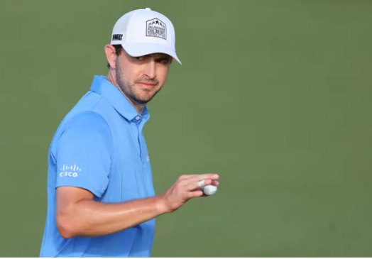 “Cantlay Stays True to PGA Tour Amid LIV Golf Talks, Inspired by Tiger Woods”