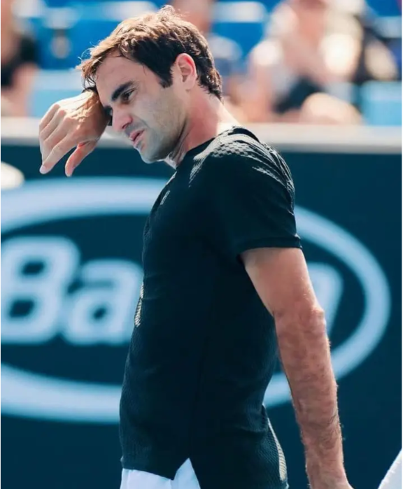 “Roger Federer Eyes Captaincy Role in Laver Cup”