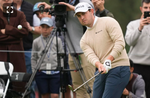 Cantlay Nearing Victory in Hometown