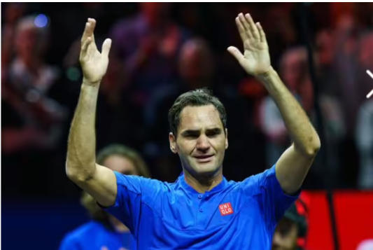 Watch the Roger Federer Smash that Fans are talking about