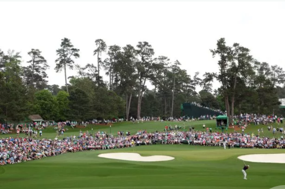 “Augusta National’s Pink Dogwood: A New Challenge Awaits Golf’s Elite”