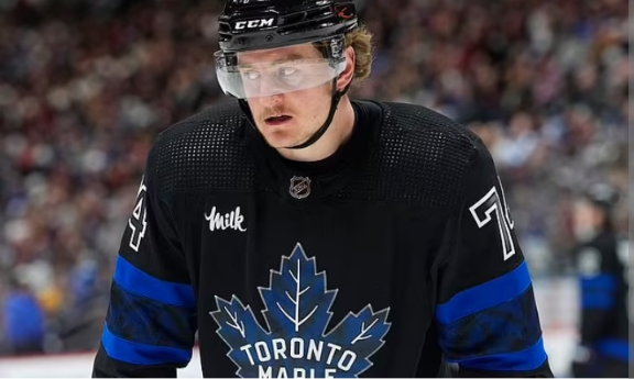 Toronto Maple Forward Signs a New Contract