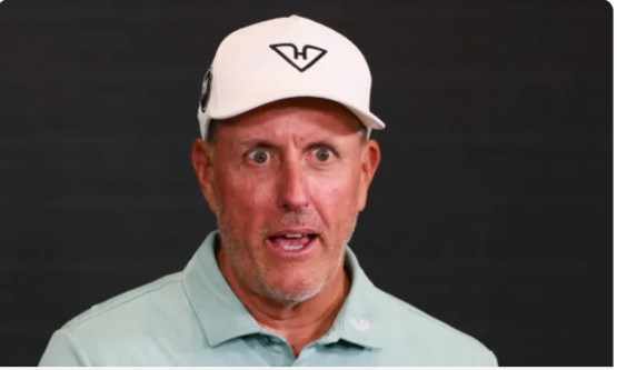 Phil Mickelson drops bombshell news ahead of LIV Golf event