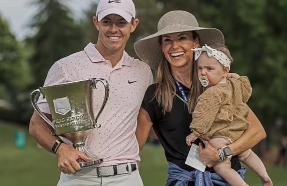 Report: Court docs reveal why Rory McIlroy split from Erica Stoll