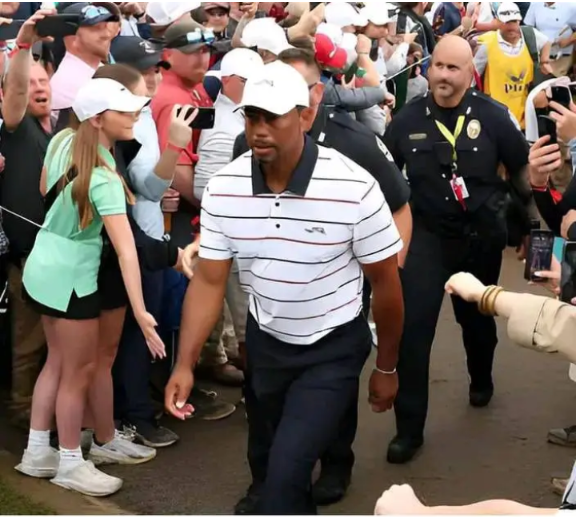 REPORT : True fans believe Tiger’s got another major in him! What do you think?