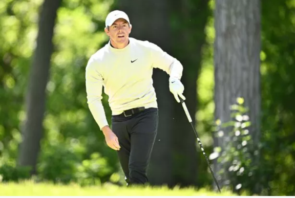 Rory McIlroy puts LIV Golf rivals on notice with vintage display at Canadian Open