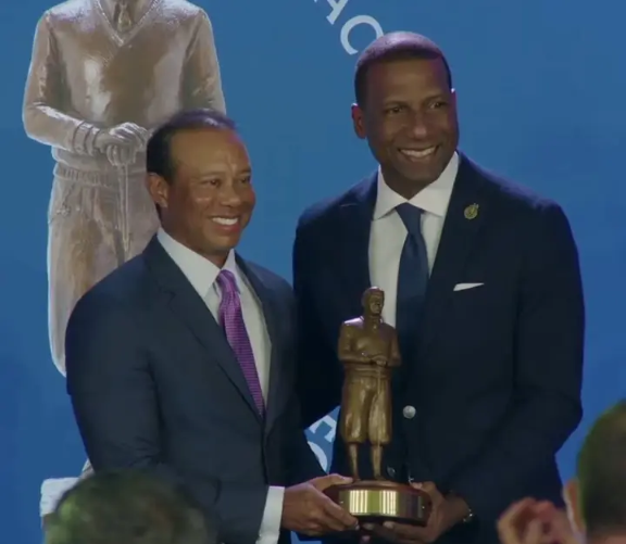 Tiger Woods Receives the Bob Jones Award