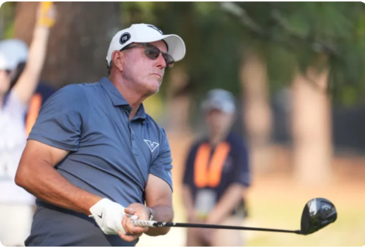 Phil Mickelson Risks PGA Tour Backlash with Controversial LIV Golf Comments