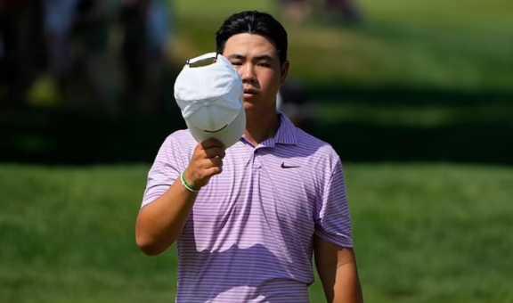 Tom Kim builds a 2-shot lead over Scheffler and Morikawa at Travelers Championship