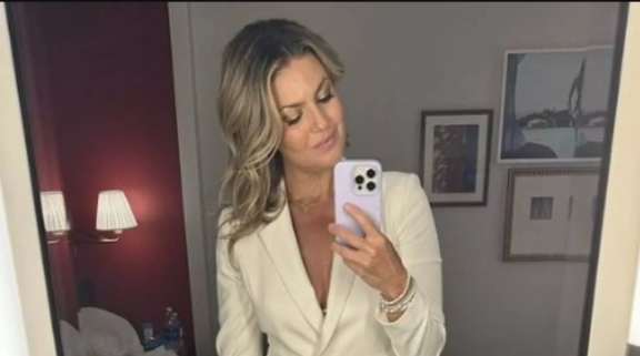 Amanda Balionis shares cryptic quote during quick break from golf