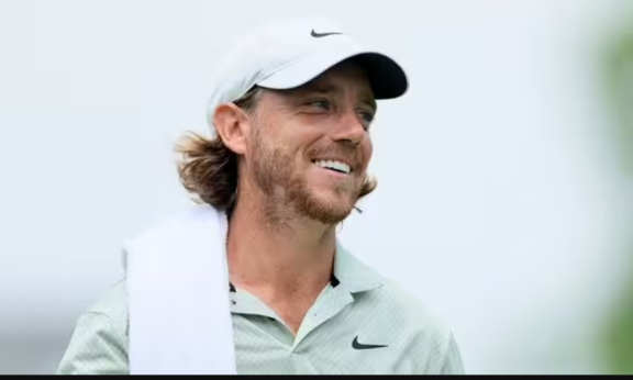 Tommy Fleetwood Reunites with Caddie