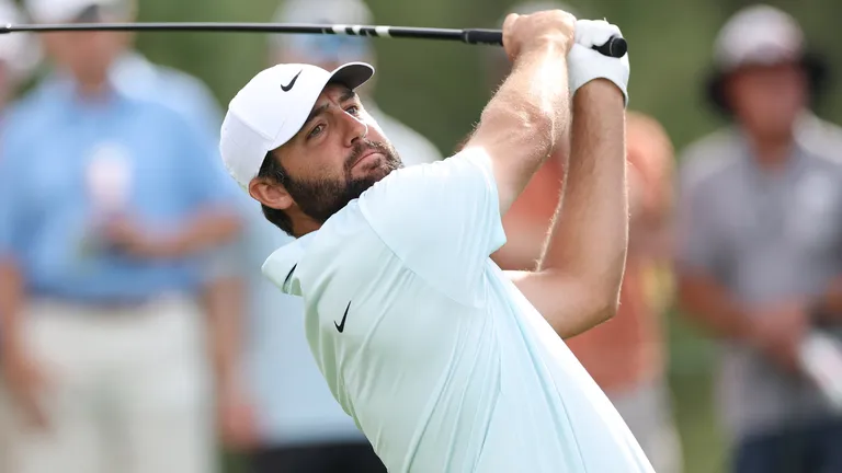 “Scottie Scheffler Poised to Dominate Tour Championship—Will He Claim the FedEx Cup Throne?”