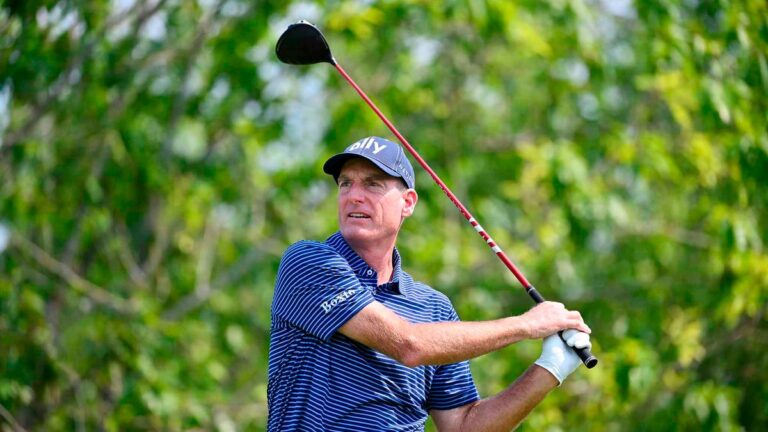 Jim Furyk shows class with Billy Horschel Presidents Cup rejection call