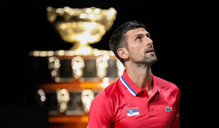 “Carlos Alcaraz Returns to the Court, Novak Djokovic Fights for Survival – Shocking Davis Cup Drama Unfolds!”