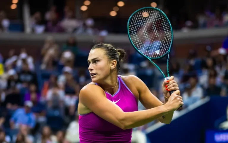 “Sabalenka zdeterminowana, by utrzymać pozycję numer jeden na świecie po wyprzedzeniu Świątek.”