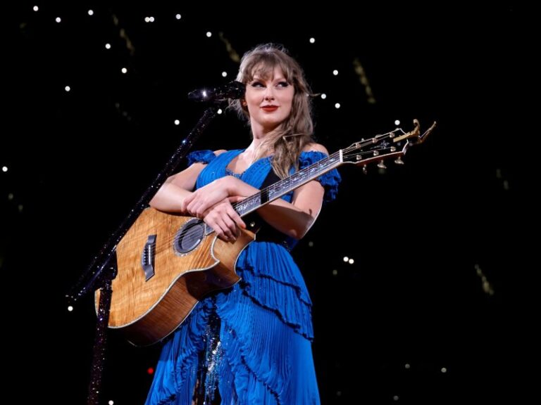 The Taylor Swift guitar bought and smashed at a recent auction has sold again – for a higher price than before