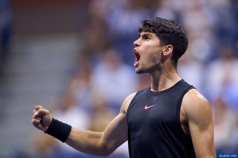 “Carlos Alcaraz Shatters Tennis History with Unbelievable Record After China Open Victory!”