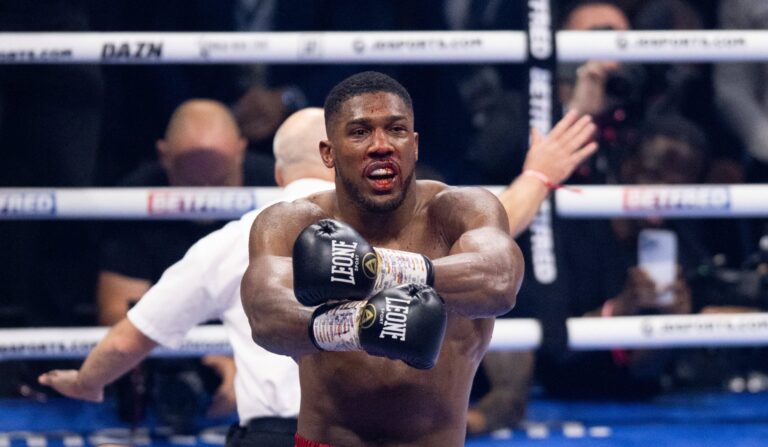 “Anthony Joshua’s Jaw-Dropping Declaration: ‘I Love You All!’ – Fans Are Stunned by His Heartfelt Message”