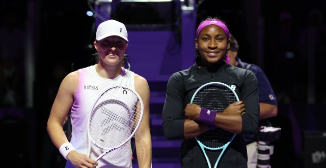 Sabalenka przegrała z Rybakiną w ostatnim meczu grupy “fioletowej” w WTA Finals w Rijadzie. Ale i tak awansowa