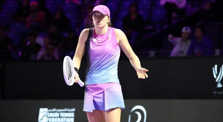 WTA Finals. Iga Świątek nie mogła uwierzyć. Komiczna sytuacja na konferencji prasowej