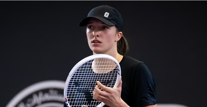 Potężny problem dwóch rywalek Igi Świątek! Tuż przed WTA Finals