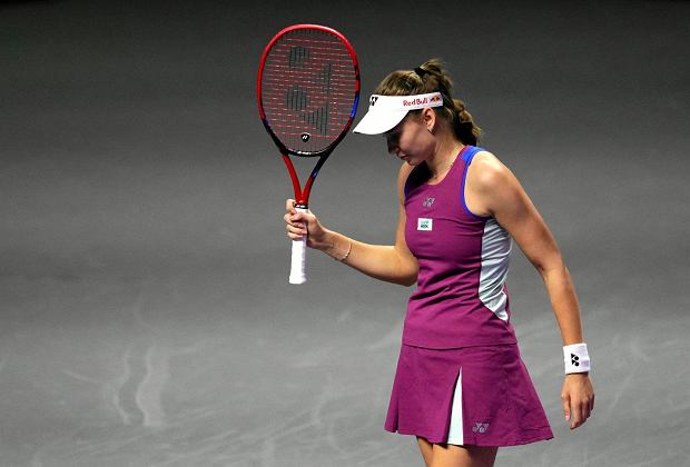 Dwie i pół godziny walki o przetrwanie w WTA Finals! Katastrofa Rybakiny