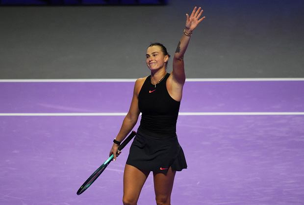 Aryna Sabalenka powstrzymuje kontratak Jasmine Paolini i zapewnia awans w WTA Finals