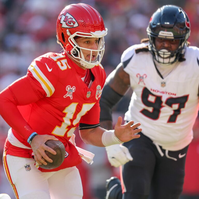 Patrick Mahomes proves his superhuman ability yet again in shaking off ankle injury