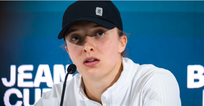 Chaos wokół Igi Świątek. WTA pogubiła się we własnych zasadach