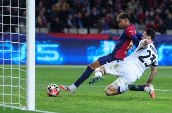 Szczęsny kapituluje w Lidze Mistrzów. Barcelona dwa razy strącona ze szczytu