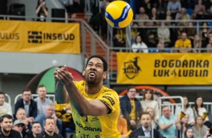 Genialny Wilfredo Leon demolował rywali. Zatrzymany w decydującym momencie, co za historia