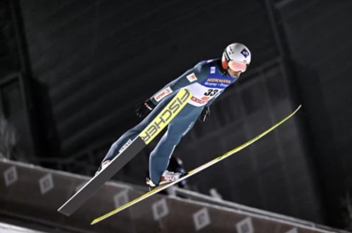Przełomowy konkurs Stocha. Pierwszy taki w sezonie. Sensacyjne podium w Sapporo
