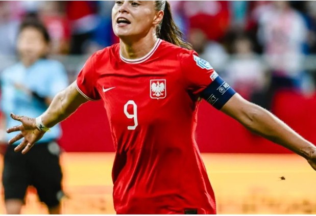 Ewa Pajor znowu to zrobiła! Goni Roberta Lewandowskiego, liczby nie kłamią [WIDEO]💥