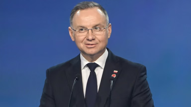 Andrzej Duda reaguje na sensacyjny sukces Polek
