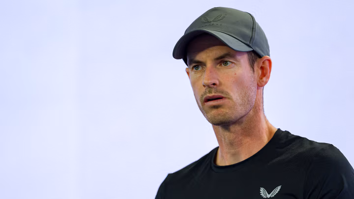 Andy Murray wezwał ratowników na stoku, choć nie odniósł kontuzji. “Jakiś idiota”