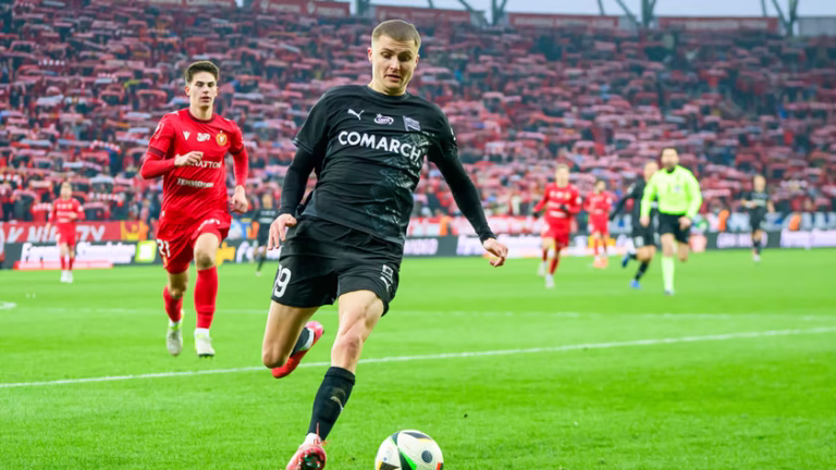 Fatalna passa Cracovii trwa. A ten samobój? Kuriozum! [SKRÓT MECZU]