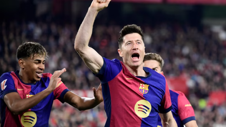 Barcelona blisko rekordu stulecia. A Robert Lewandowski przoduje w statystykach