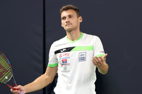 Trwa turniej w Indian Wells, a tu polski tytuł w ATP. Triumf bez straty seta
