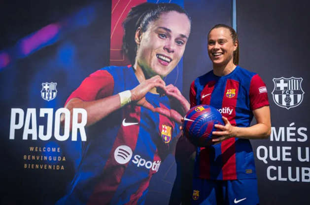 Z Pęgowa na Camp Nou: poznaj niezwykłą historię Ewy Pajor na co dzień grającej w FC Barcelona. Poznajcie lepiej piękną napastniczkę z Polski
