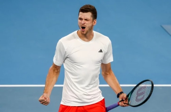 Decydujący cios Huberta Hurkacza po przerwie medycznej. Triumf Polaka w Indian Wells