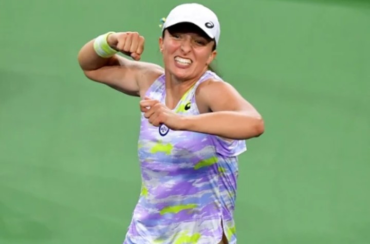 Tak Świątek awansowała do finału w Indian Wells. Powrót z 2:4 przedłużył piękną serię Polki